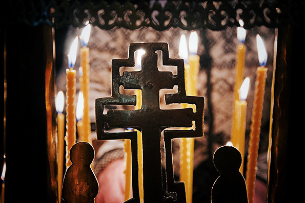 Как правильно поминать усопших по православным канонам