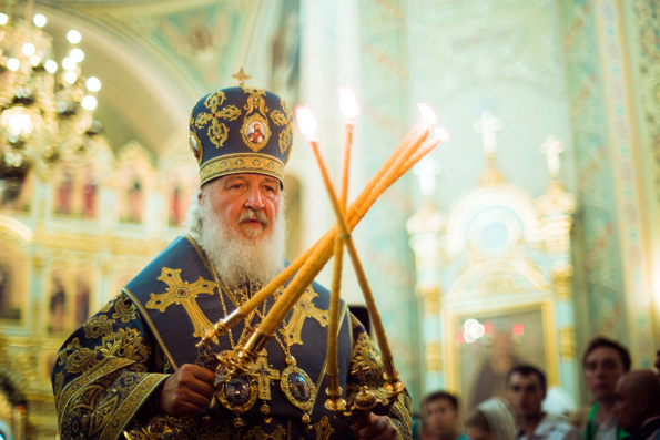 Предстоятель Русской Церкви совершил вечернее богослужение в Свияжском монастыре