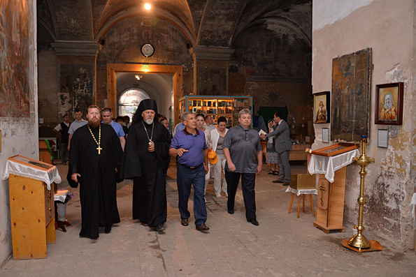 Рустам Минниханов пообещал помочь с реставрацией Спасского собора Елабуги