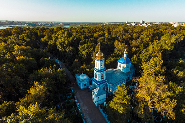 Храм Ярославских Чудотворцев на Арском кладбище, город Казань