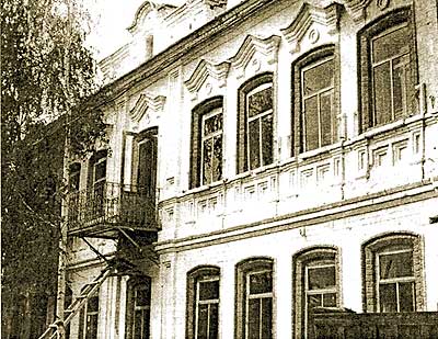 Бывшее здание Алексеевского волостного управления. Построено в 1912 году